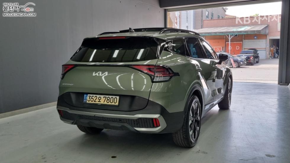 2022 - kia sportage