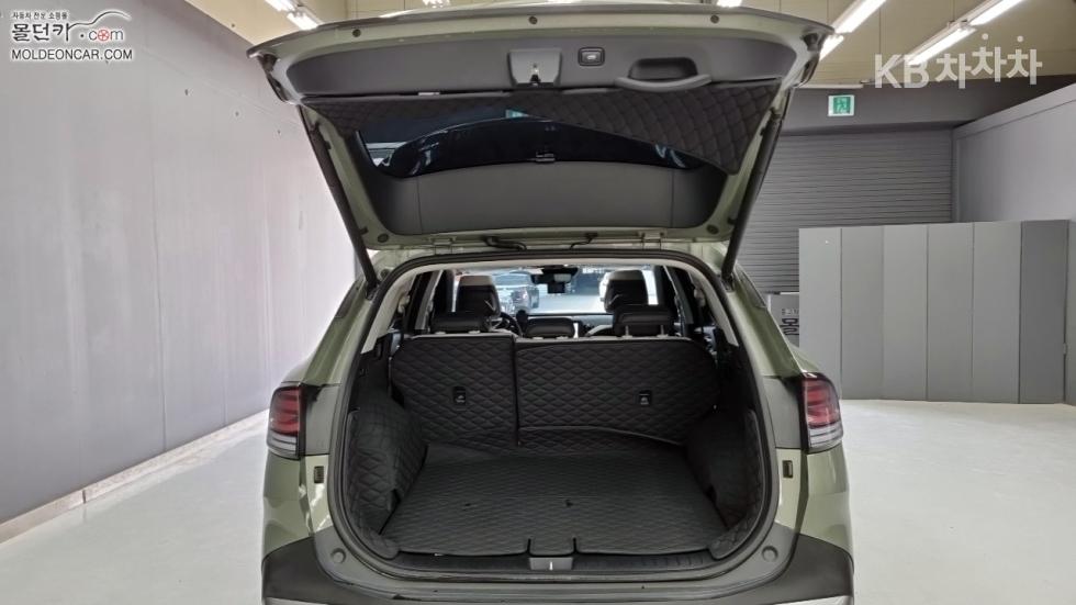 2022 - kia sportage