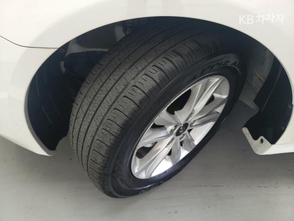 Hyundai Sonata — miniaturë 8