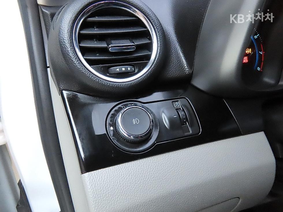 Chevrolet Orlando — miniaturë 12