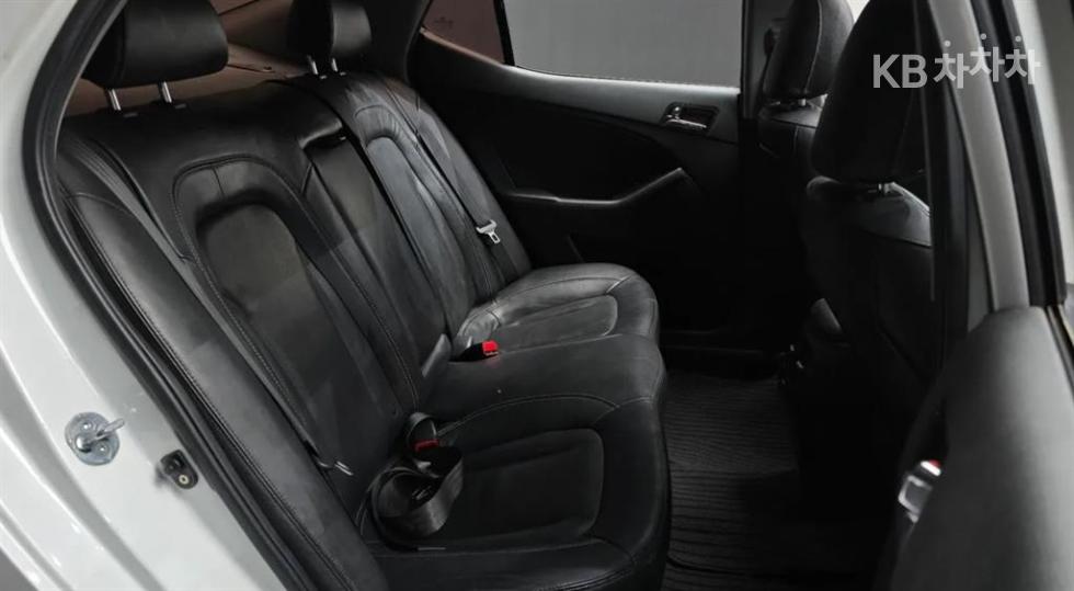 2011 - kia k5