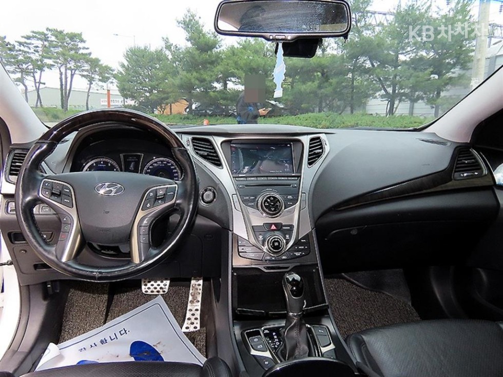 Hyundai Grandeur — miniaturë 7