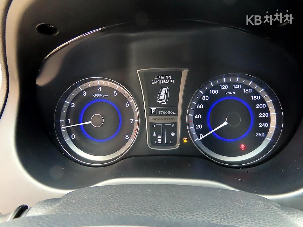 Hyundai Grandeur — miniaturë 9