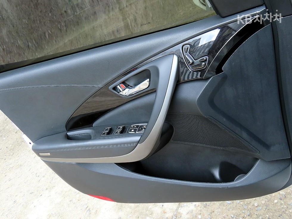 Hyundai Grandeur — miniaturë 11