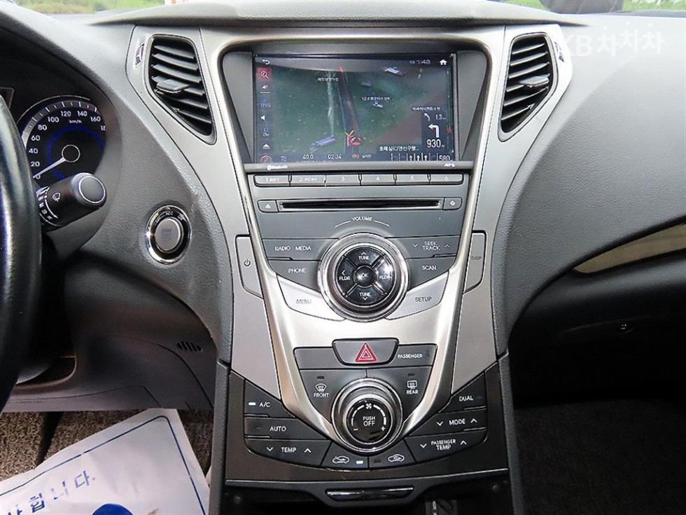 Hyundai Grandeur — miniaturë 13