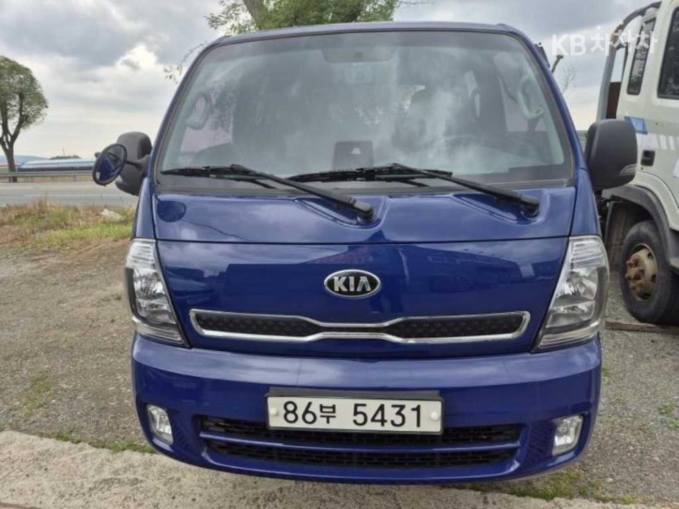 2022 - kia bongo iii