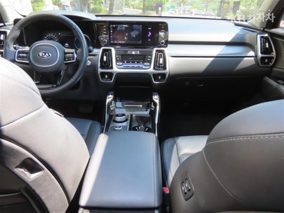 2021 - kia sorento