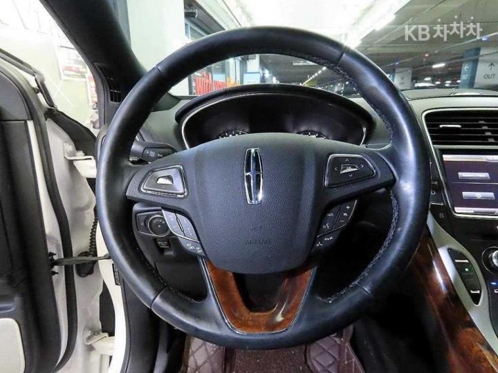Lincoln MKX New 2.7 Reserve 9
