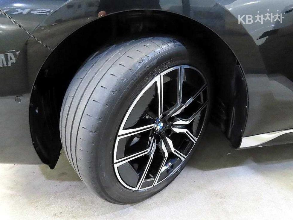 BMW 7er — miniaturë 20