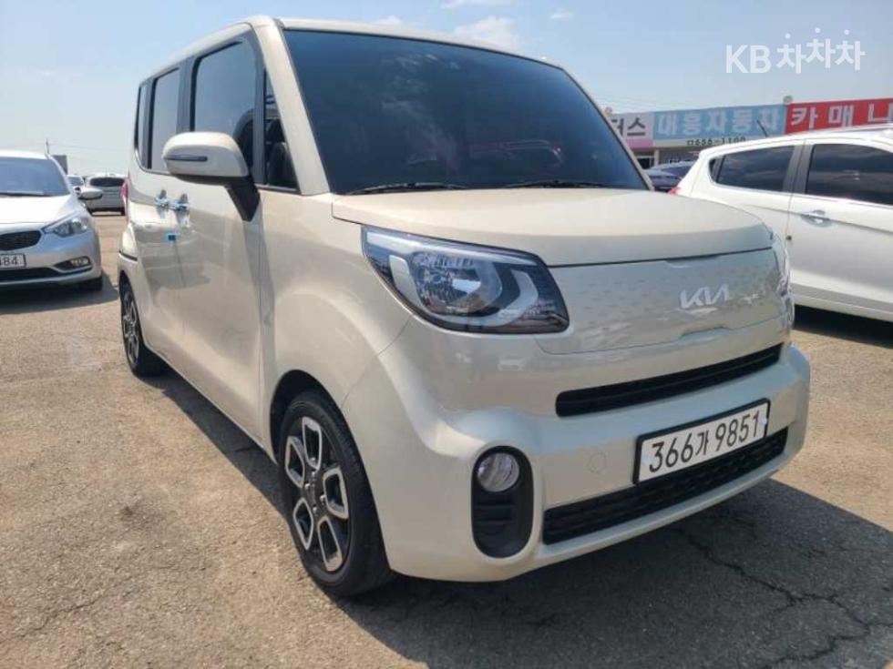 2022 - kia ray