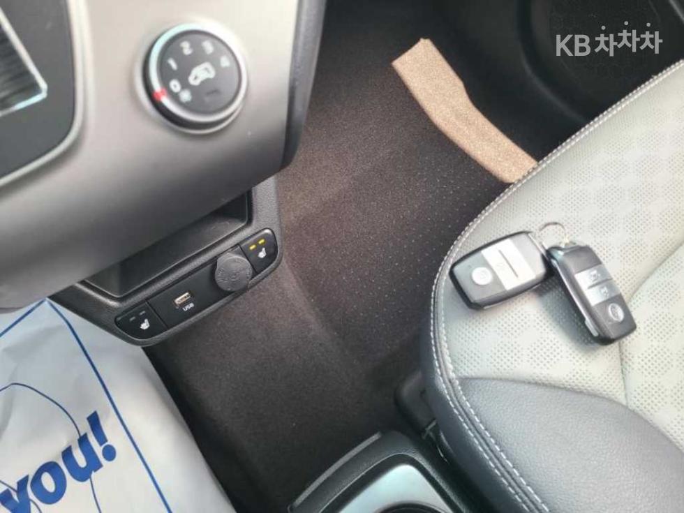 2022 - kia ray