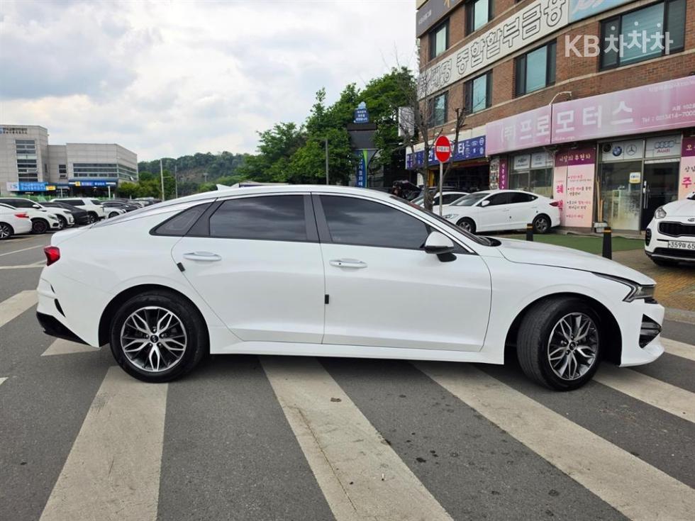 2020 - kia k5