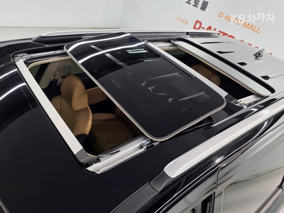 2022 - kia carnival