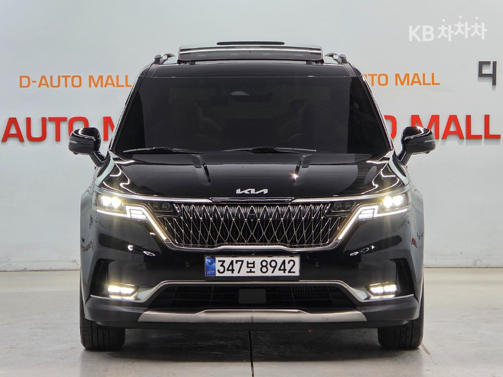 2022 - kia carnival