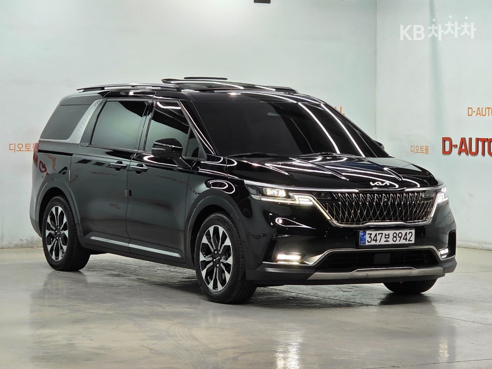 2022 - kia carnival
