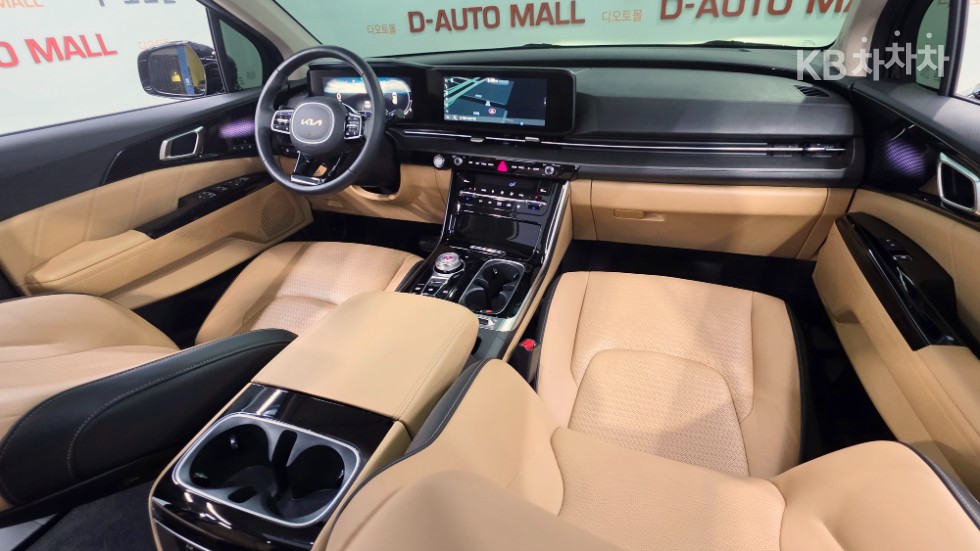 2022 - kia carnival