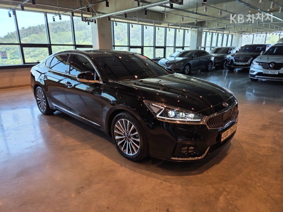 2017 - kia k7