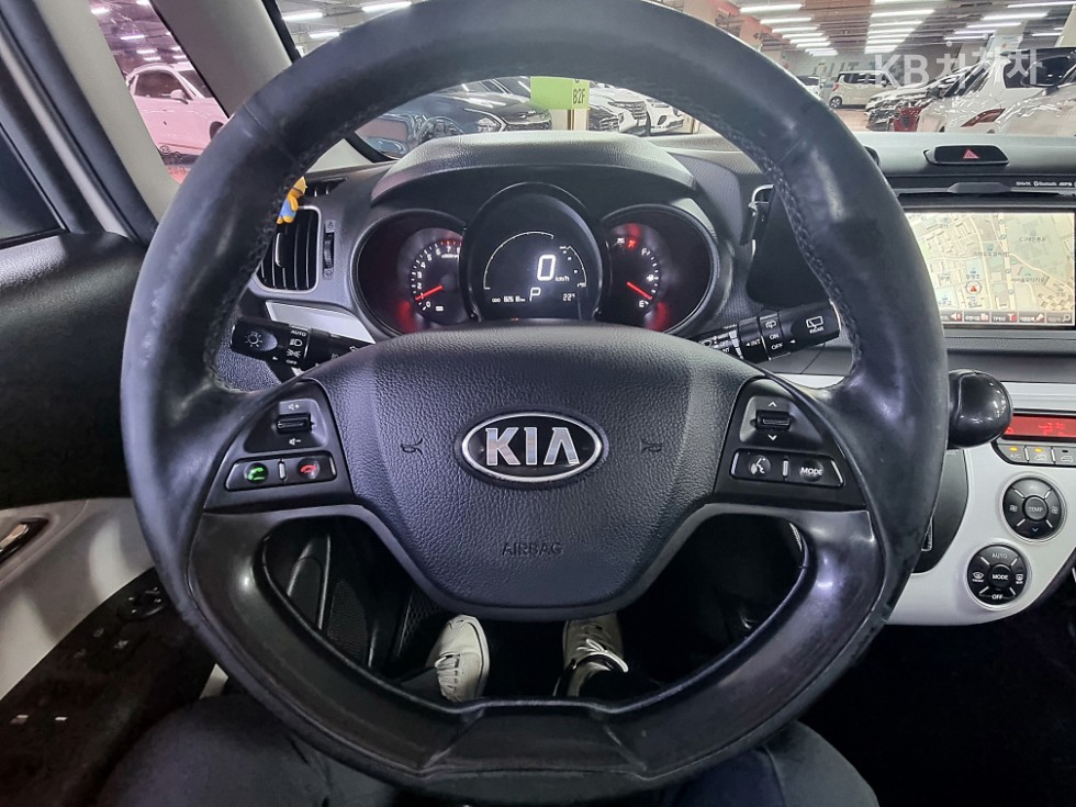 2013 - kia ray