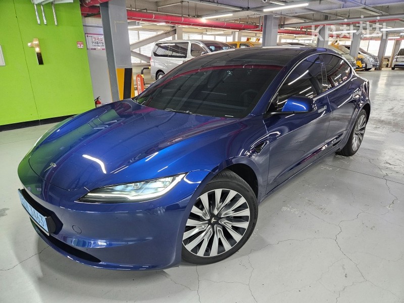 테슬라 모델 3 2024년식 테슬라 Model 3 Highland RWD