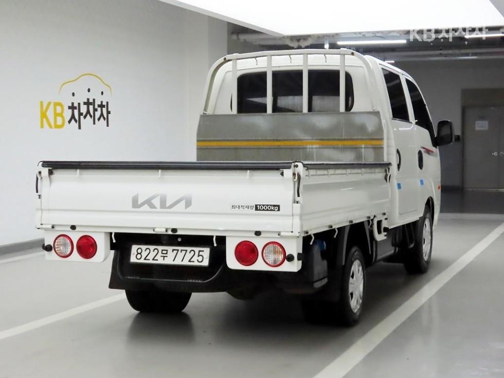 2022 - kia bongo iii