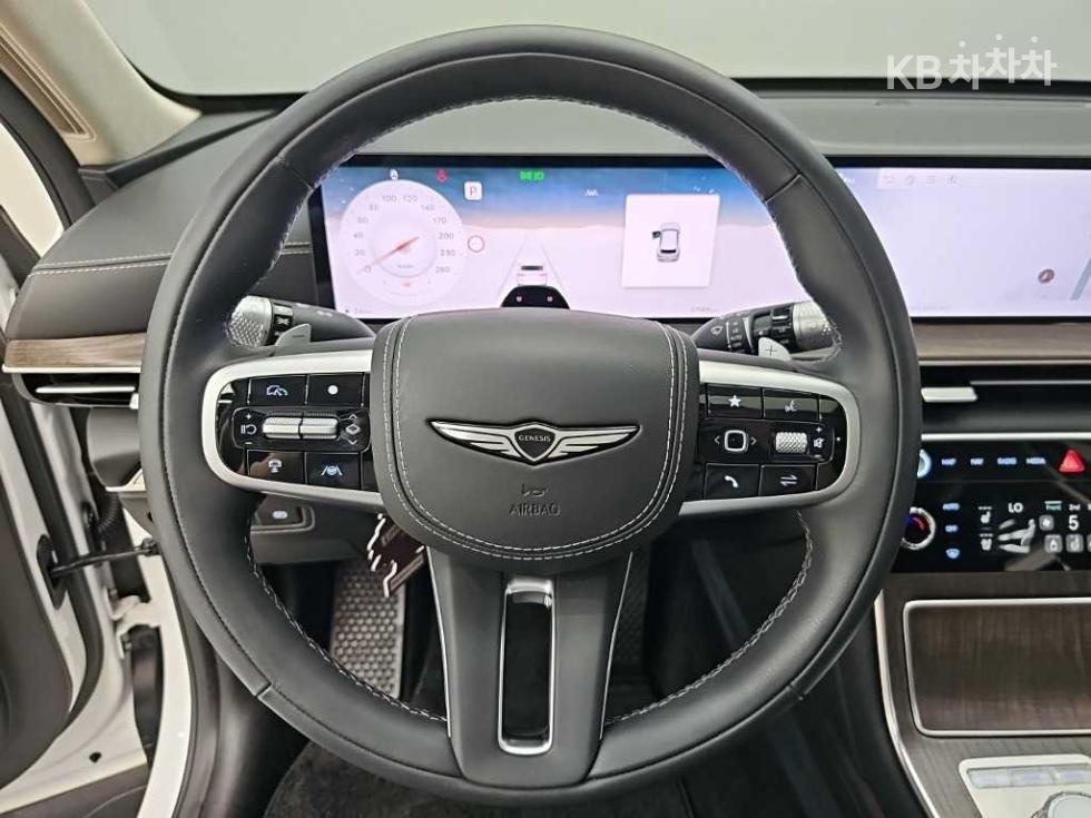 2024 Genesis GV80 photo