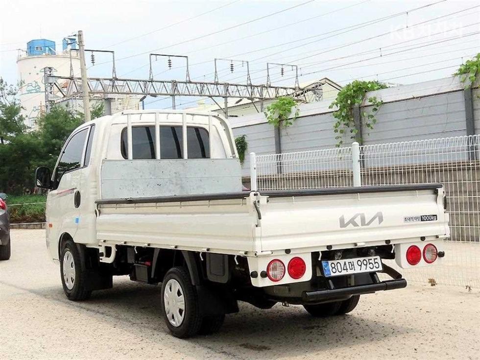 2024 - kia bongo iii