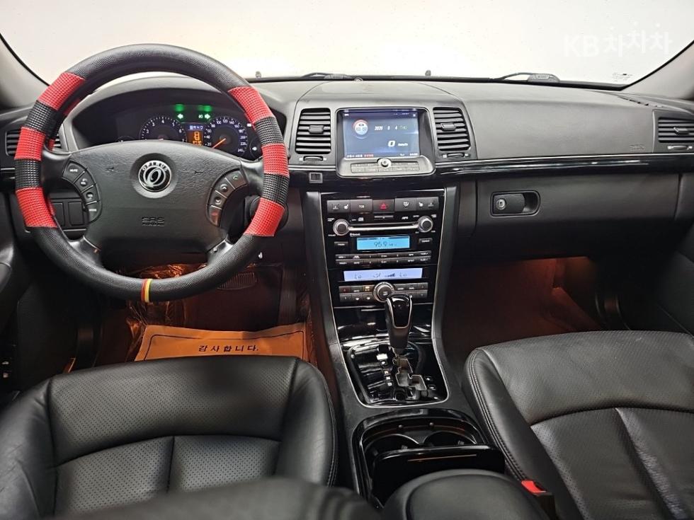 2010 - kia opirus