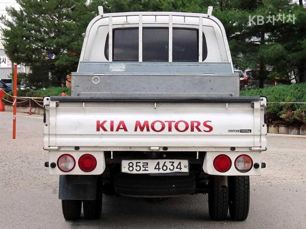 2018 - kia bongo iii