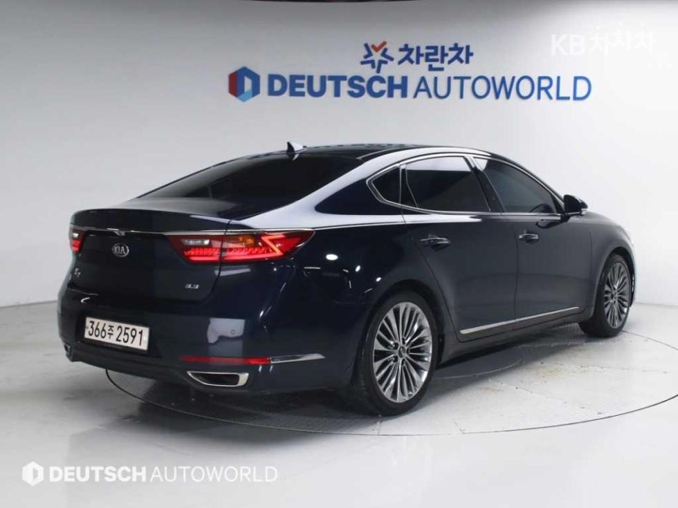 2018 - kia k7