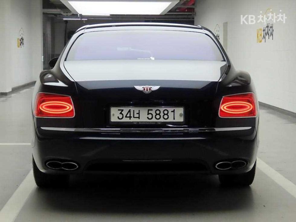 2017 Bentley 2 photo