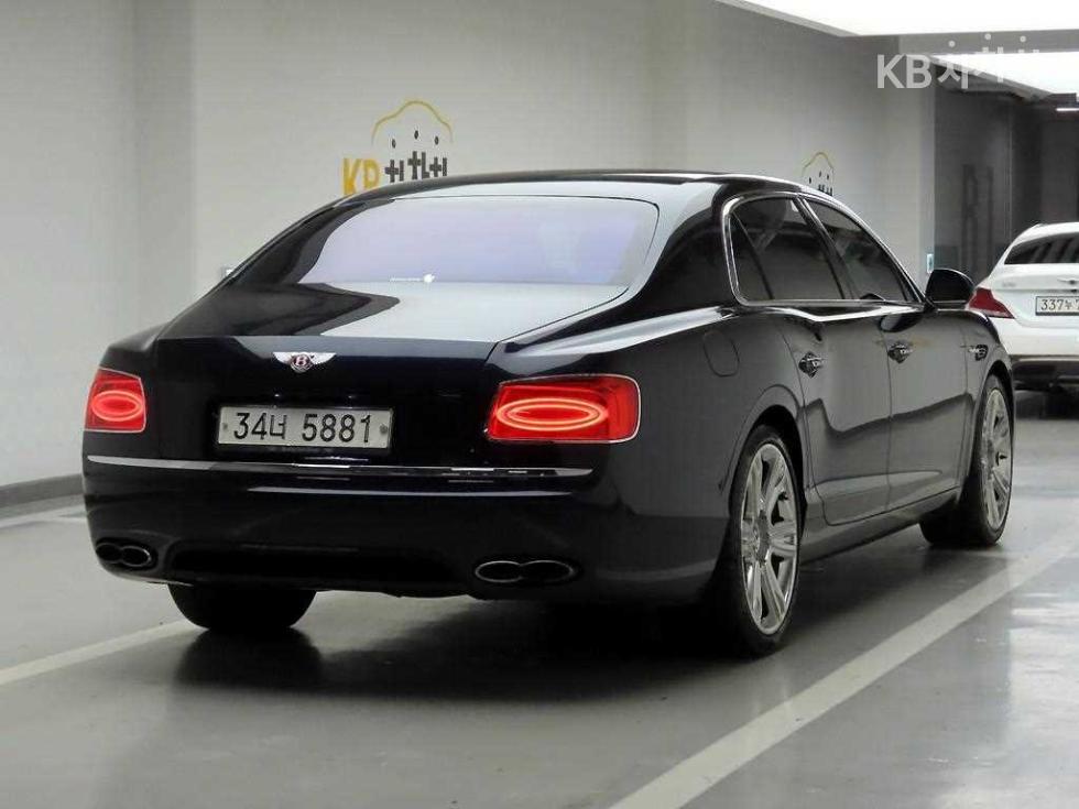 2017 Bentley 2 photo