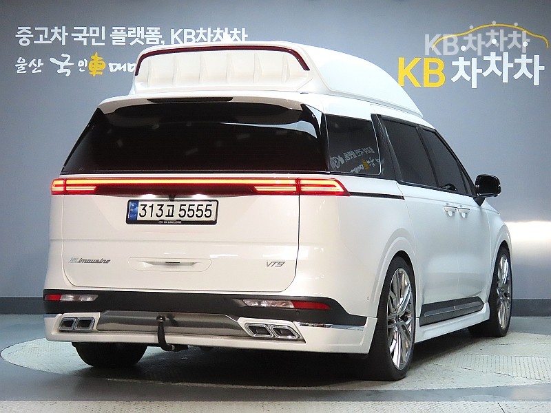 2022 Kia 4 photo