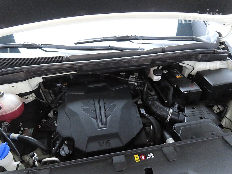 2022 Kia 4 photo