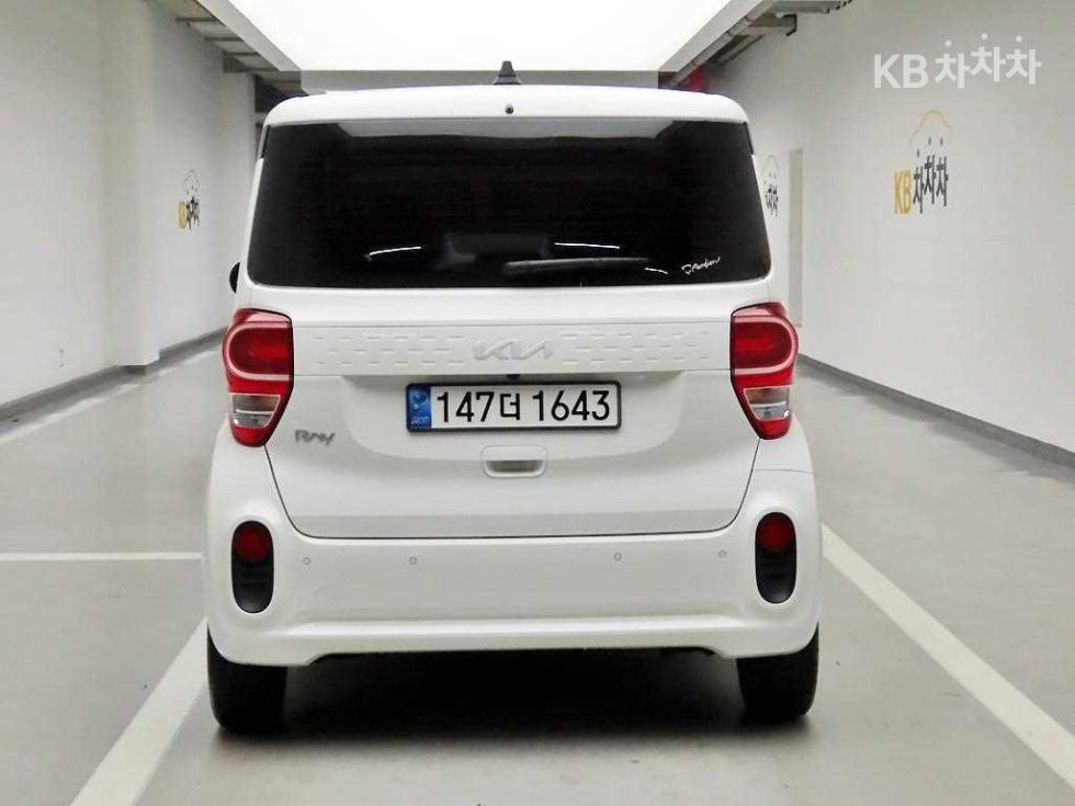 2022 - kia ray