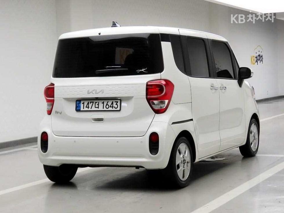 2022 - kia ray