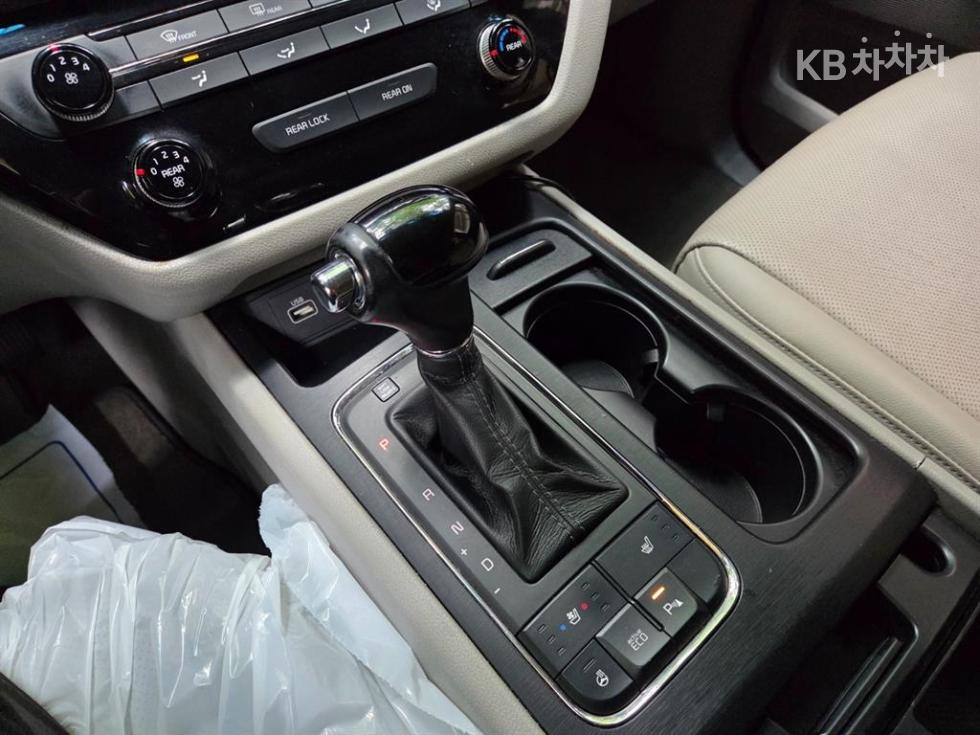 2016 - kia carnival
