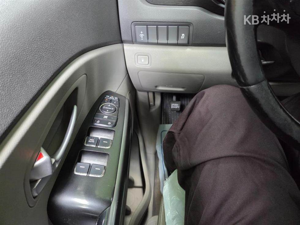 2016 - kia carnival