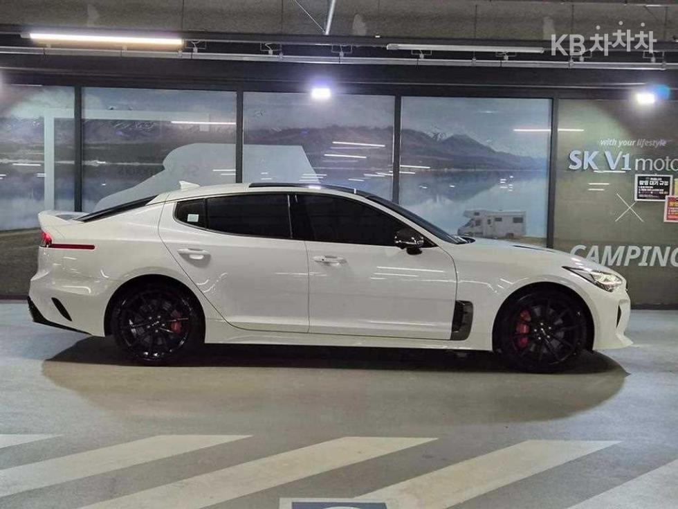 2022 Kia Used Car photo
