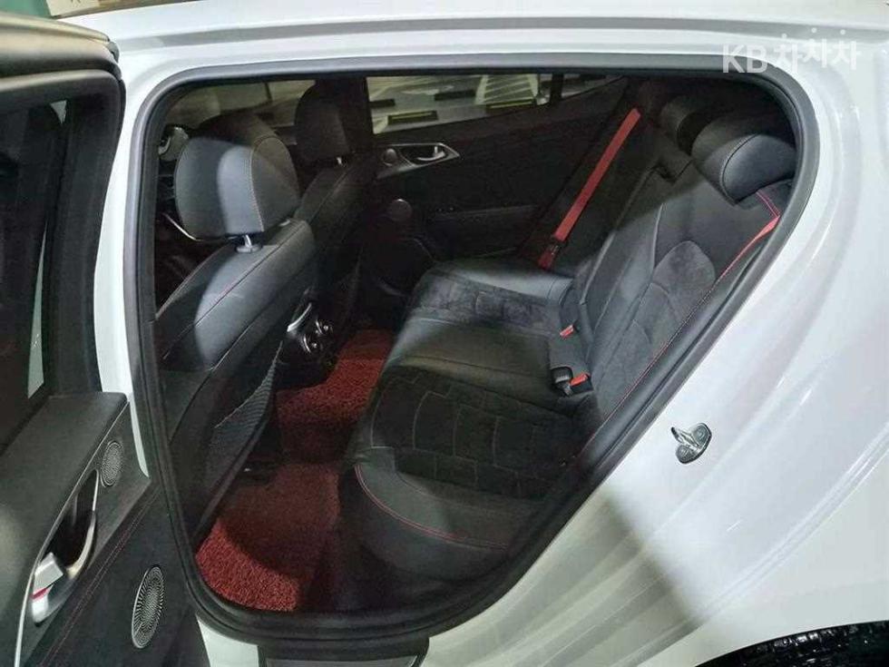 2022 Kia Used Car photo