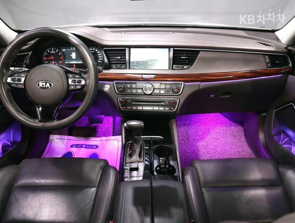 2017 - kia k7