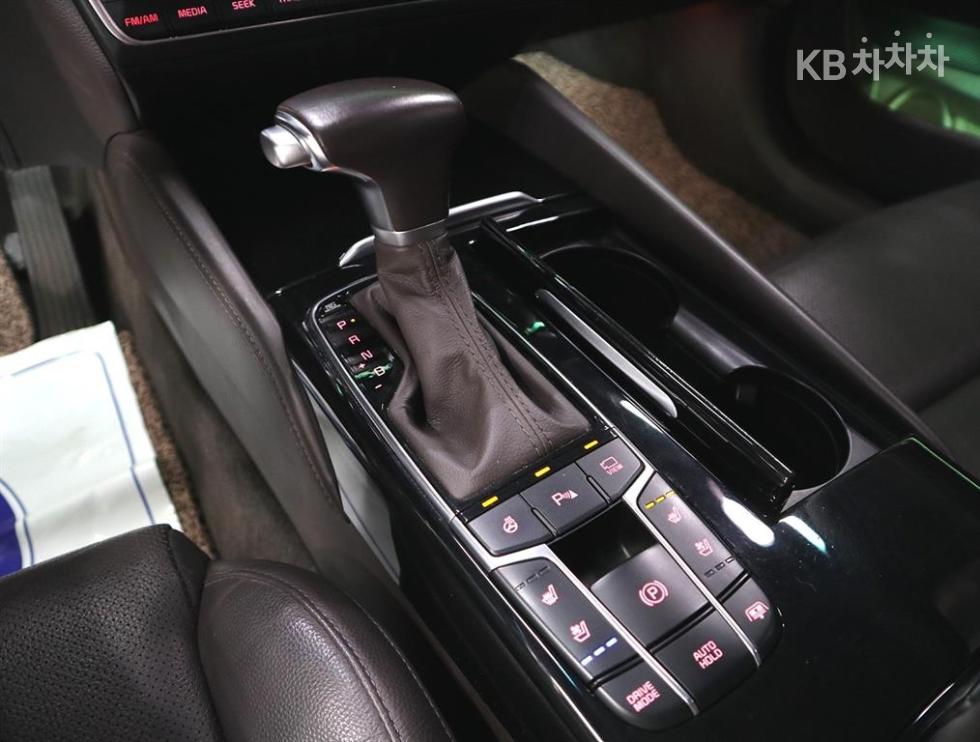 2017 - kia k7