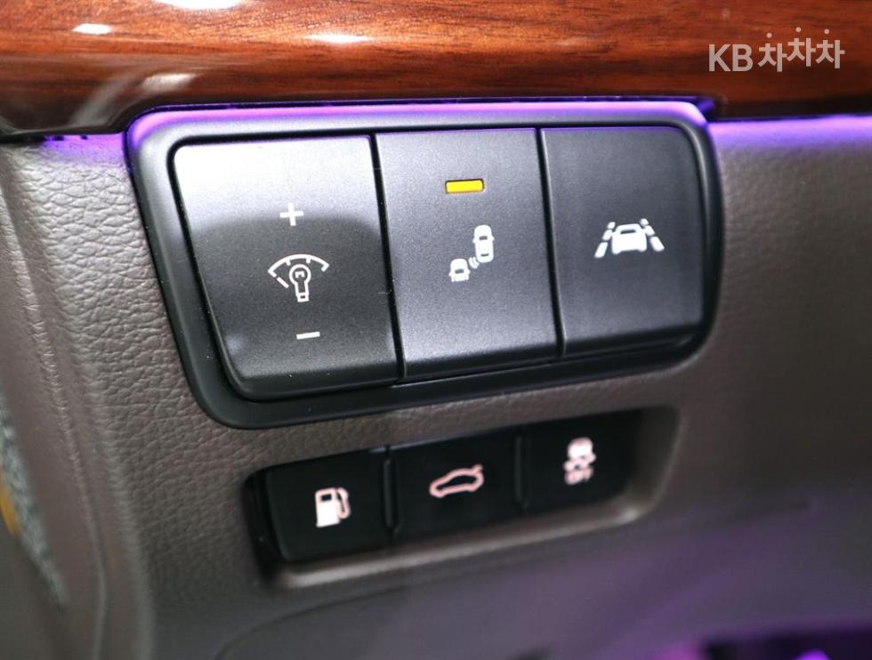 2017 - kia k7