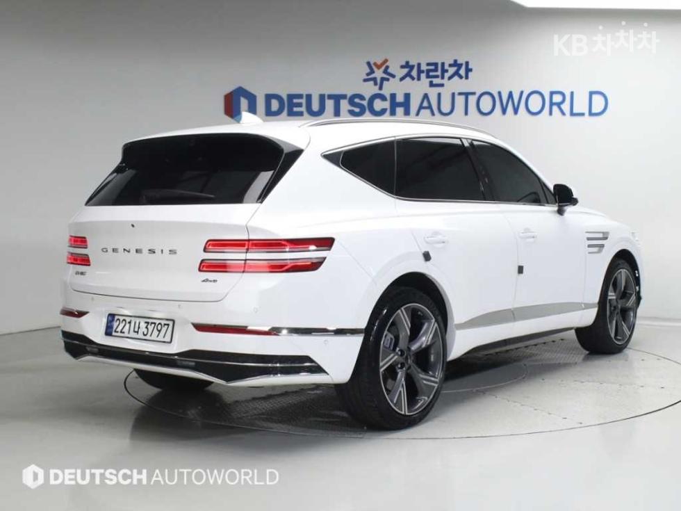 2024 Genesis GV80 photo