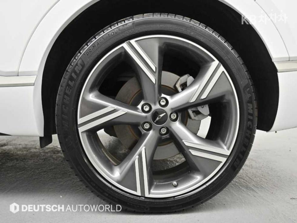 2024 Genesis GV80 photo