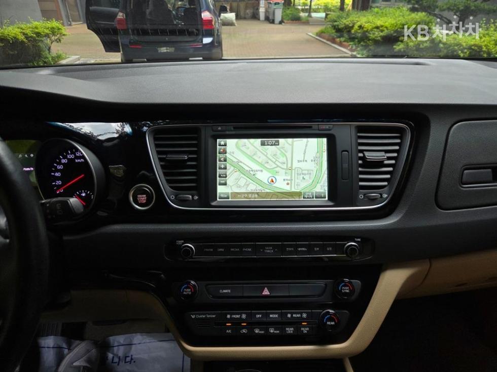 2015 - kia carnival