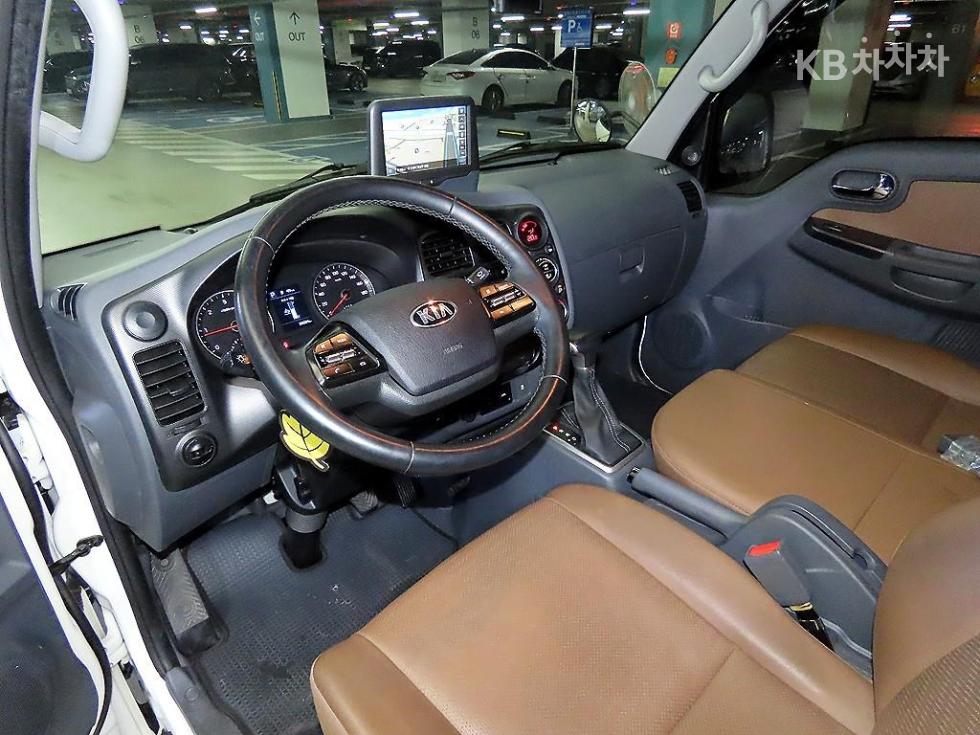 2022 - kia bongo iii