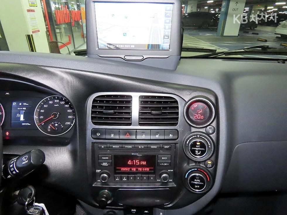 2022 - kia bongo iii