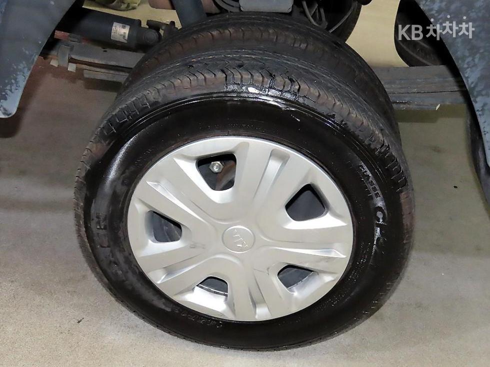2022 - kia bongo iii