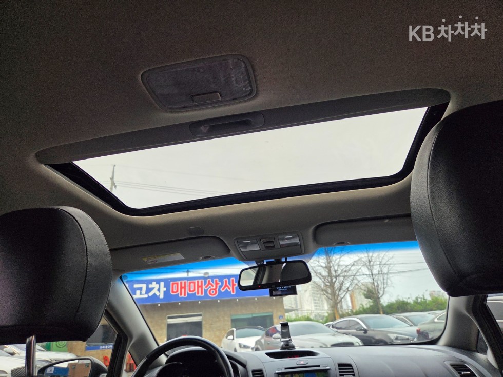 2013 - kia k3