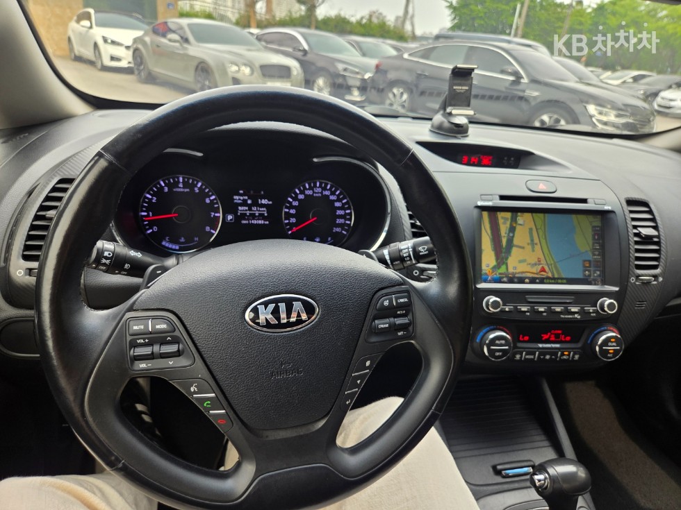 2013 - kia k3